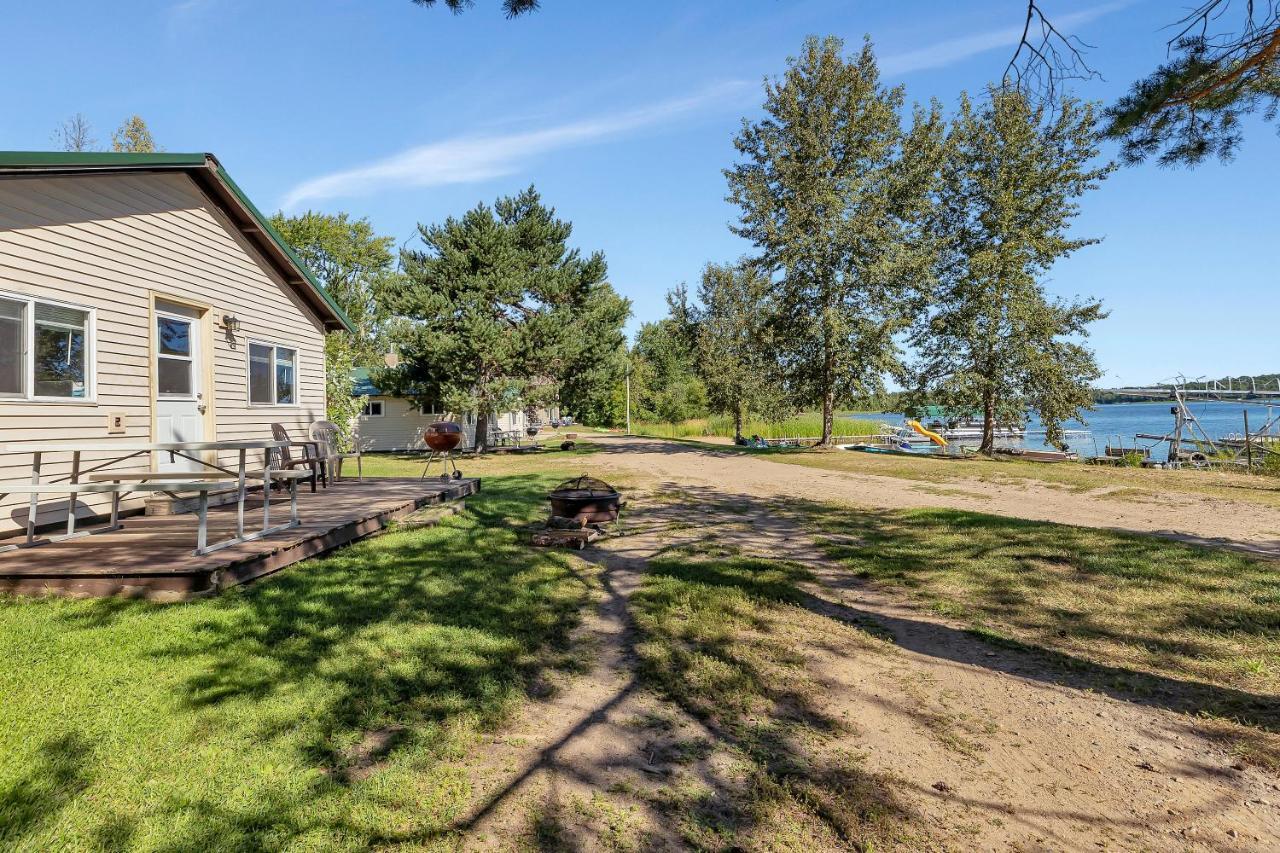 Blue Moon Resort & Motel Hill City Exterior foto