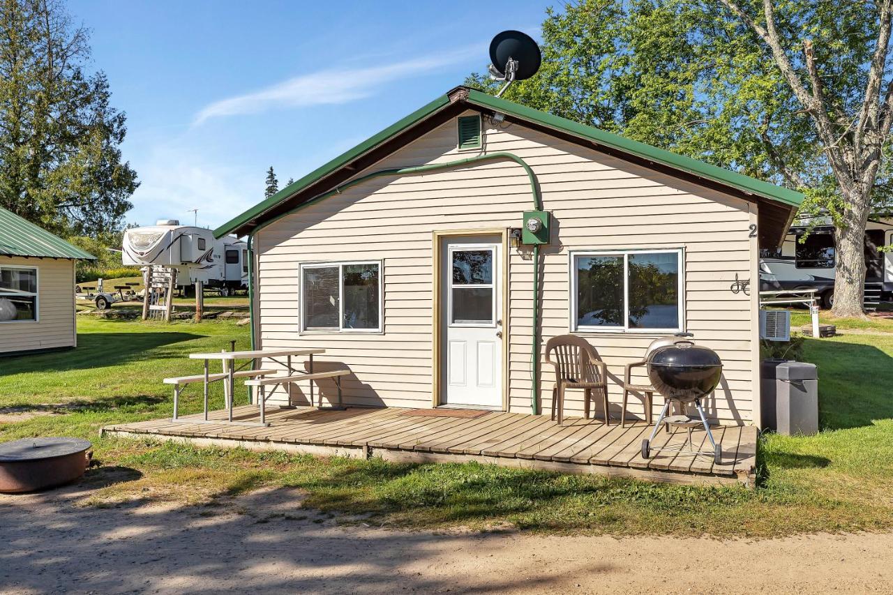 Blue Moon Resort & Motel Hill City Exterior foto
